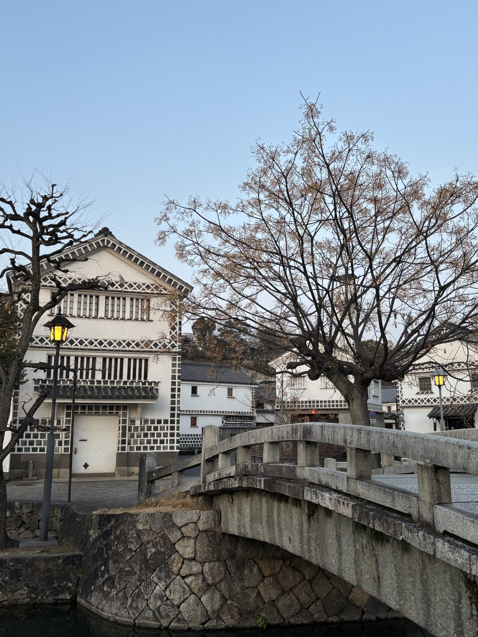 蔵と橋